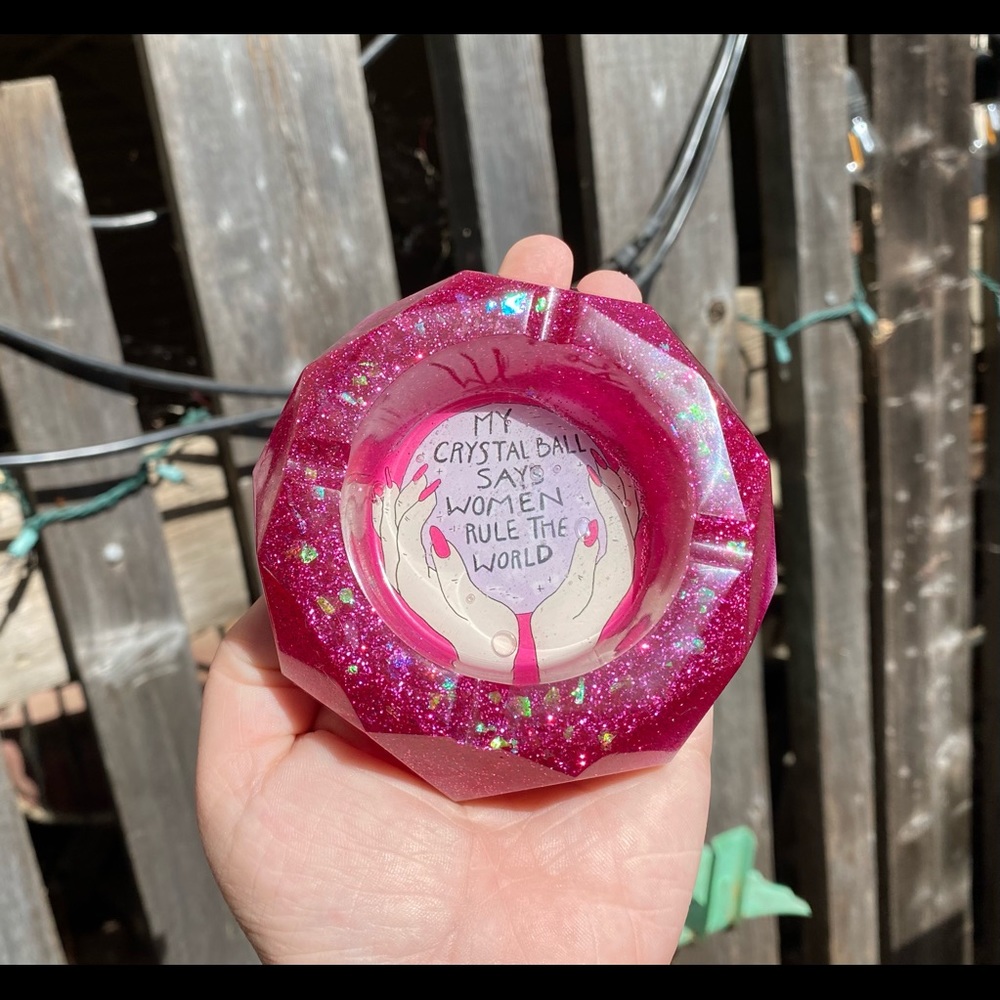 Small Epoxy Crystal Ball Ashtray🔮